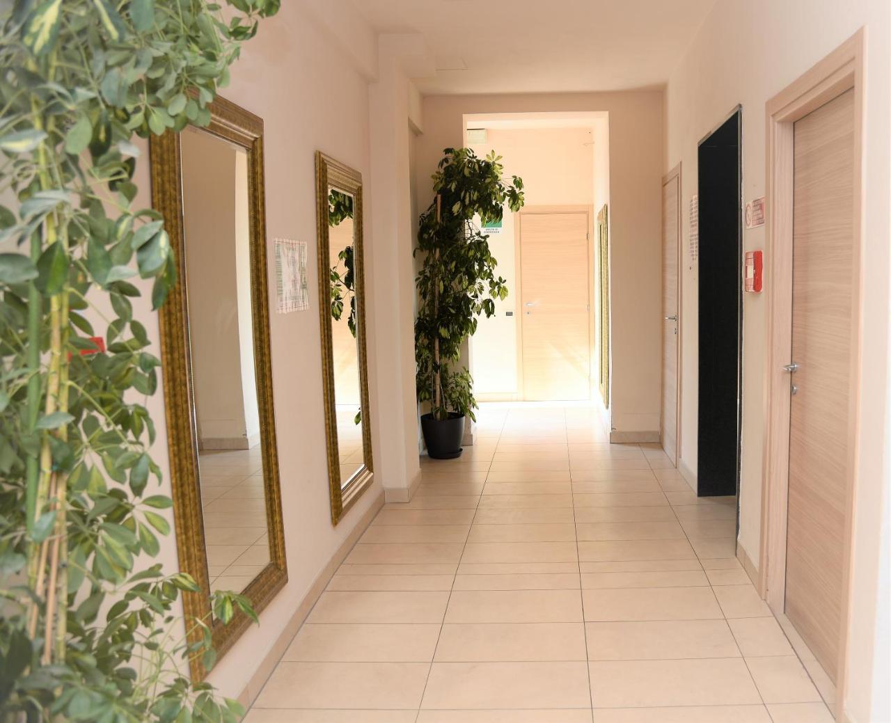 Hotel Cosmopol Cesenatico Buitenkant foto